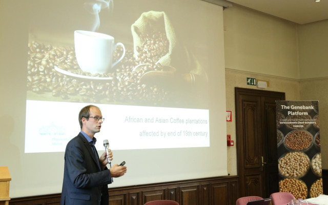 Steven Dessein of Botanic Garden Meise spoke of botanic gardens and genebanks on Day 4.